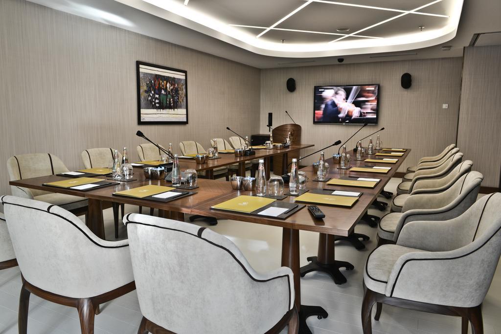 Warwick Ankara Hotel Bagian luar foto